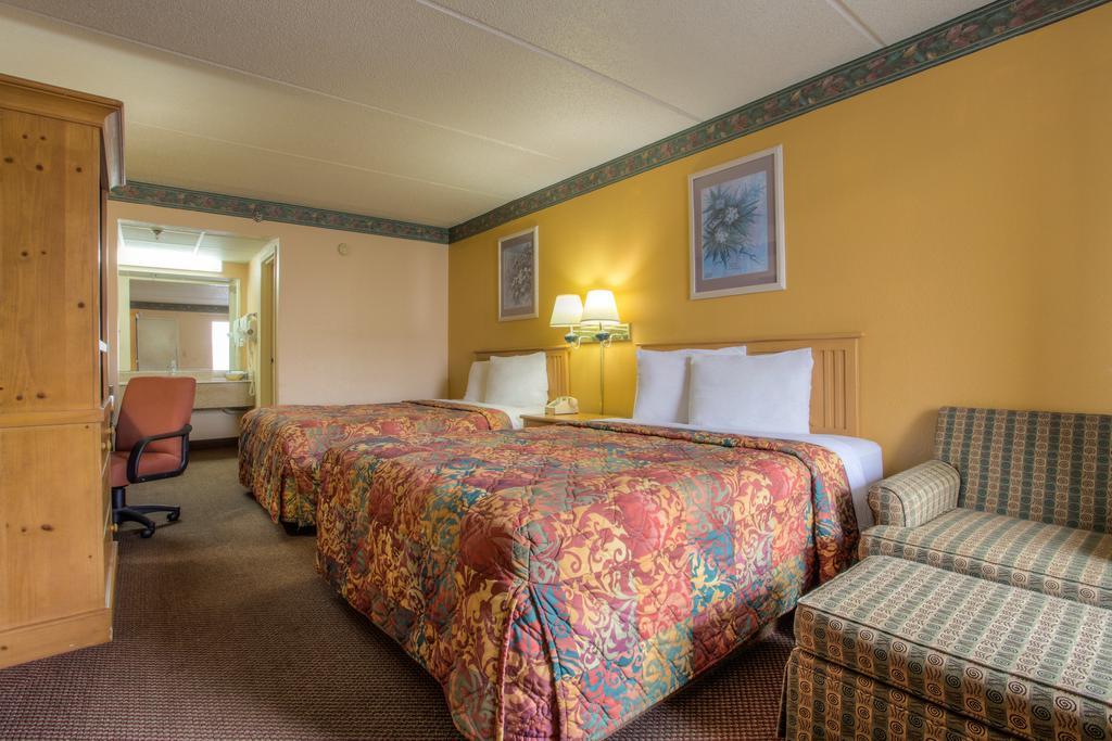 Royal Inn Pigeon Forge Room photo
